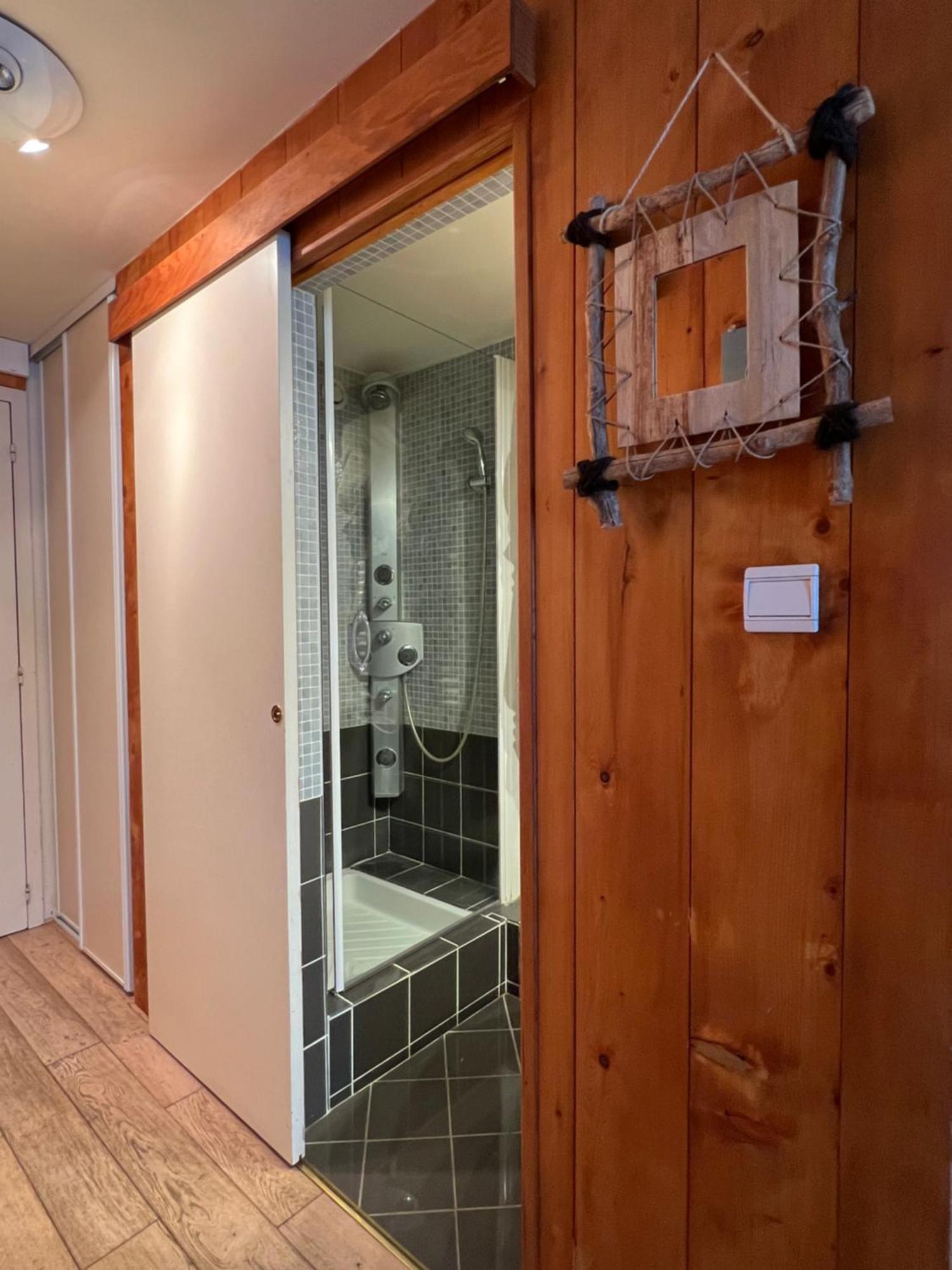 Dernier Etage Avec Vue Sur Les Montagnes Emplacement Exceptionnel Au Coeur De Val Thorens Ski Aux Pieds Prestations Incluses エクステリア 写真