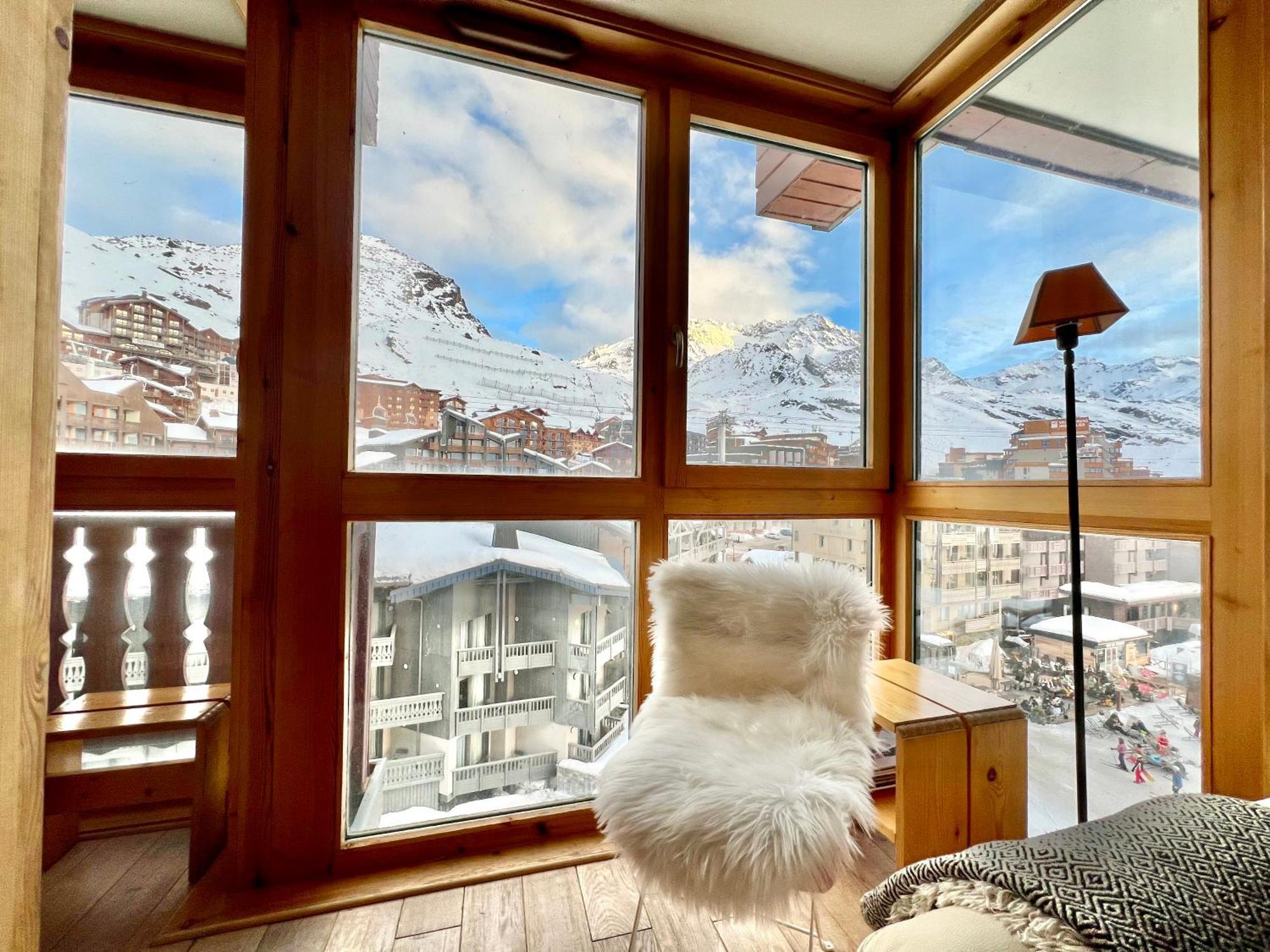 Dernier Etage Avec Vue Sur Les Montagnes Emplacement Exceptionnel Au Coeur De Val Thorens Ski Aux Pieds Prestations Incluses エクステリア 写真